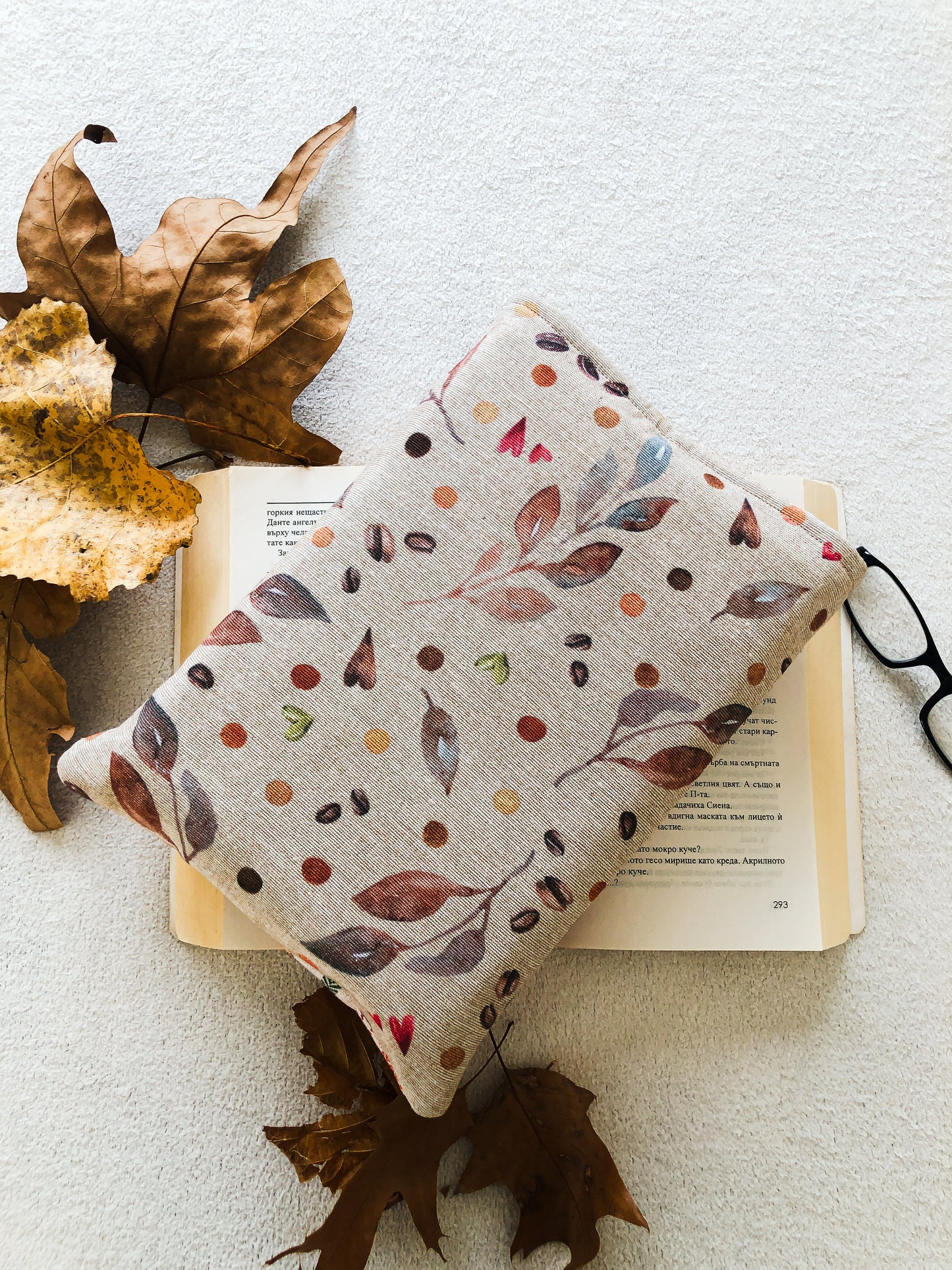 Autumn Leaves Book Pouch, Back SIde