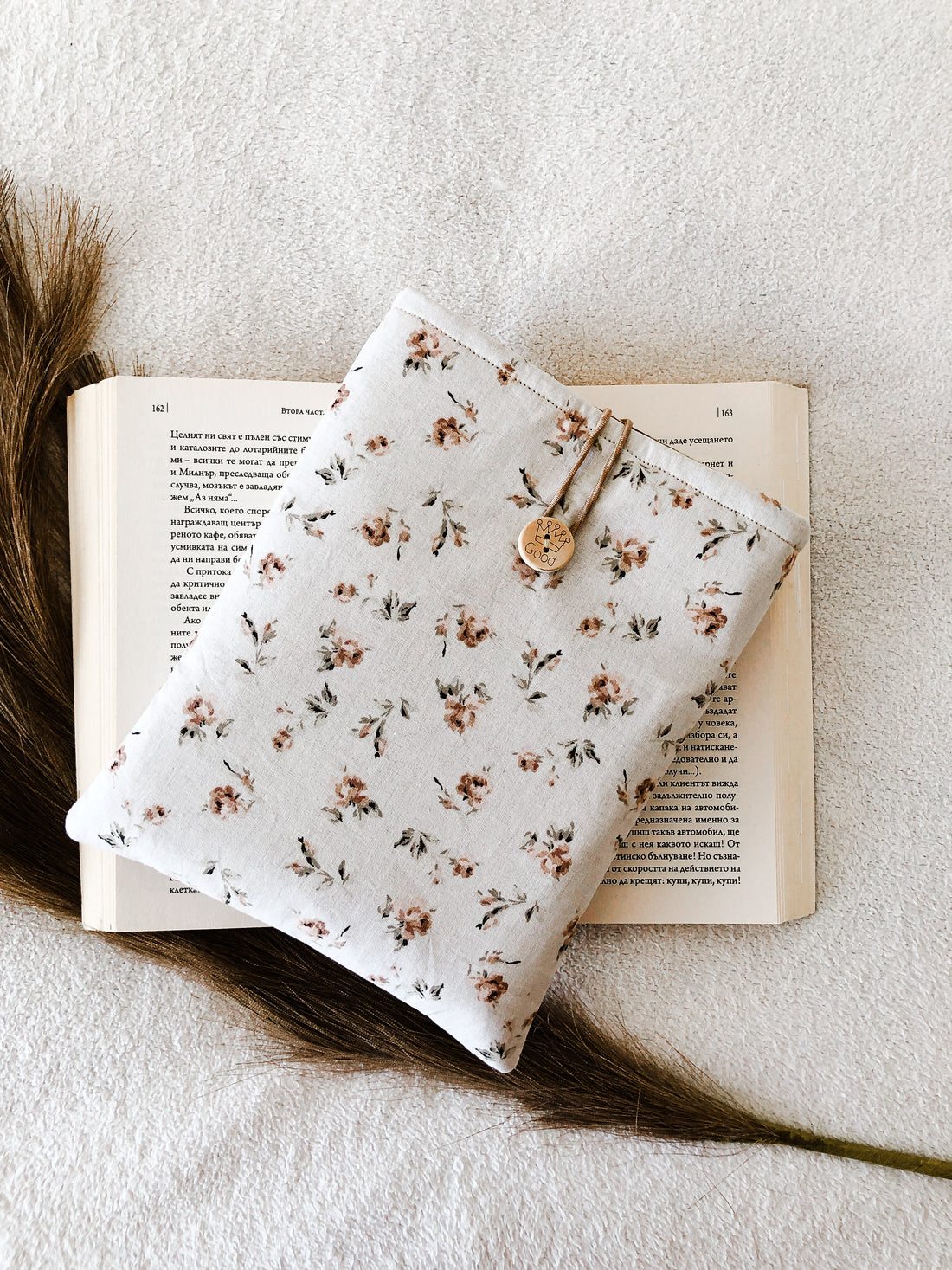 10 Ways To Use Fabric Book Sleeves Beyond Just Protecting Books