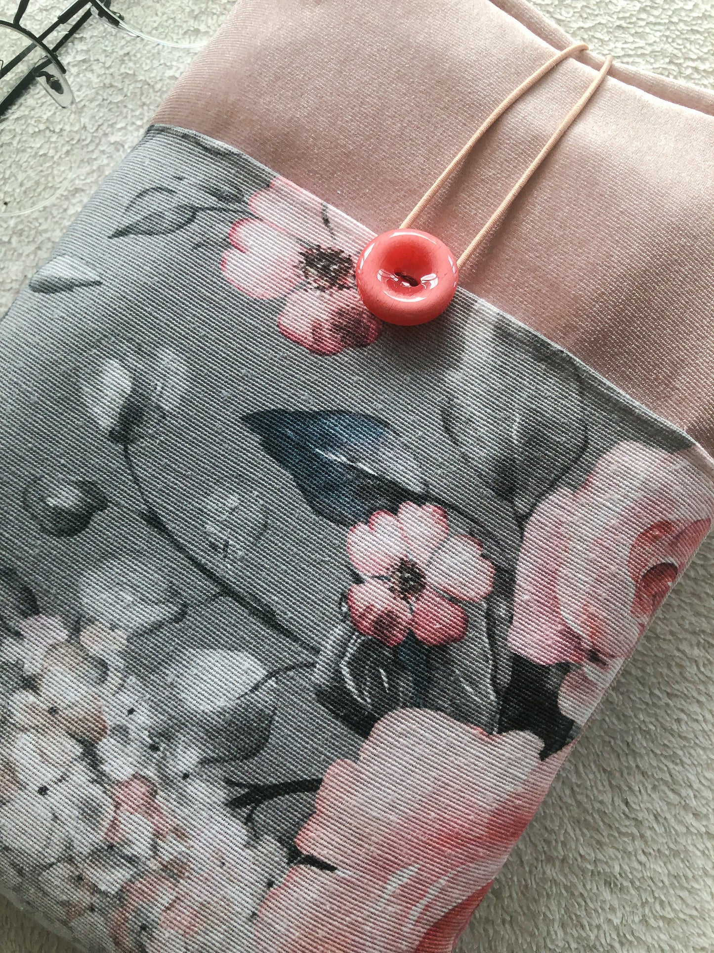 Floral Pink Velvet Book Pouch, Front Side Close Up