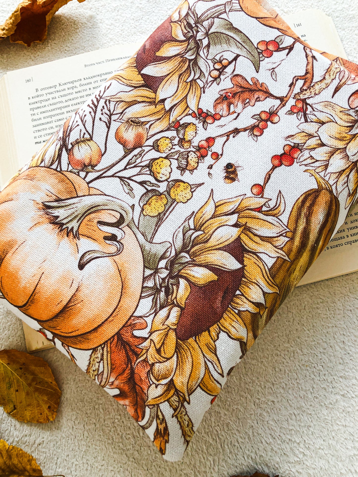 Fall Pumpkin Book Pouch, Close Up
