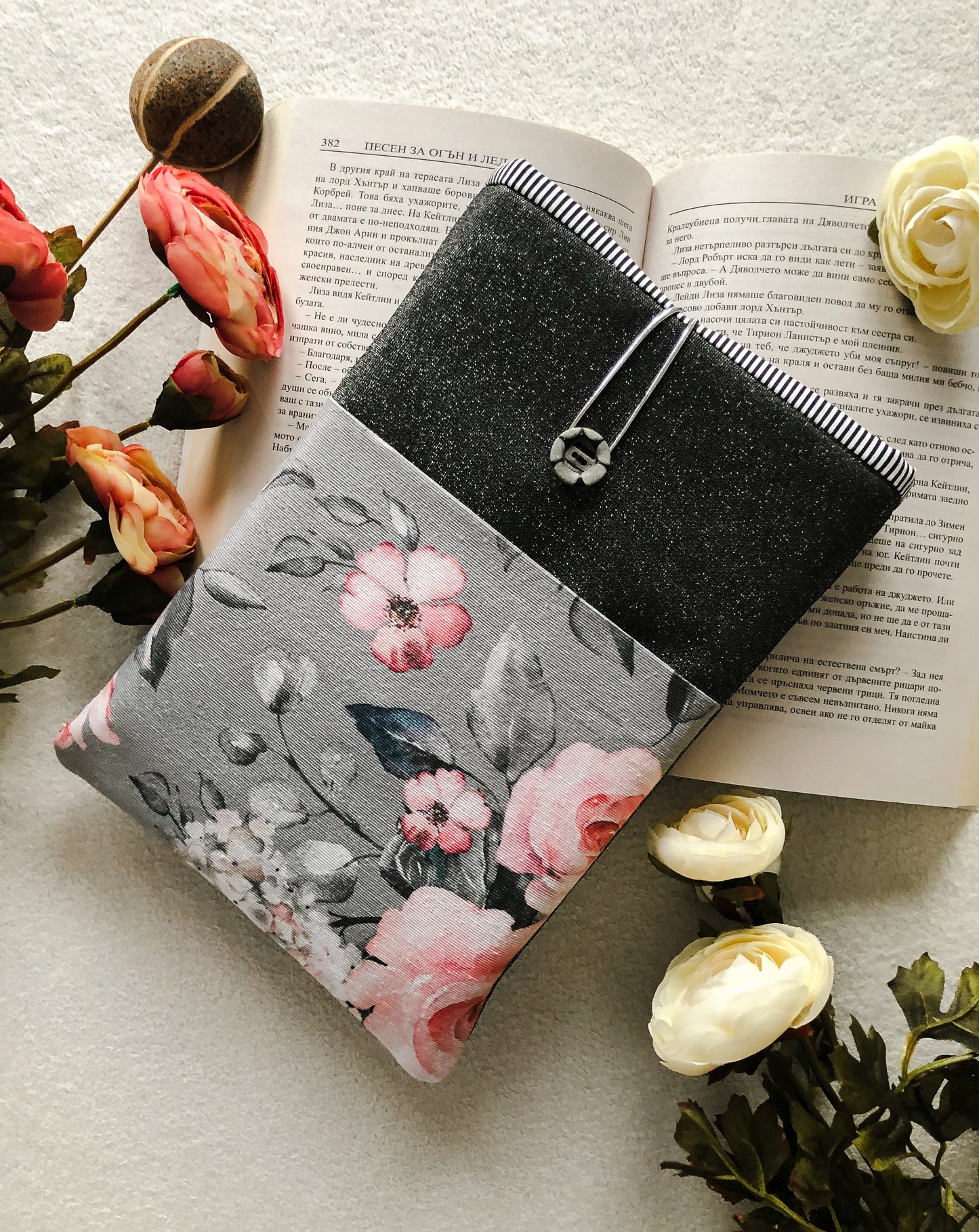 Sparkling Grey Book Pouch, Front Side