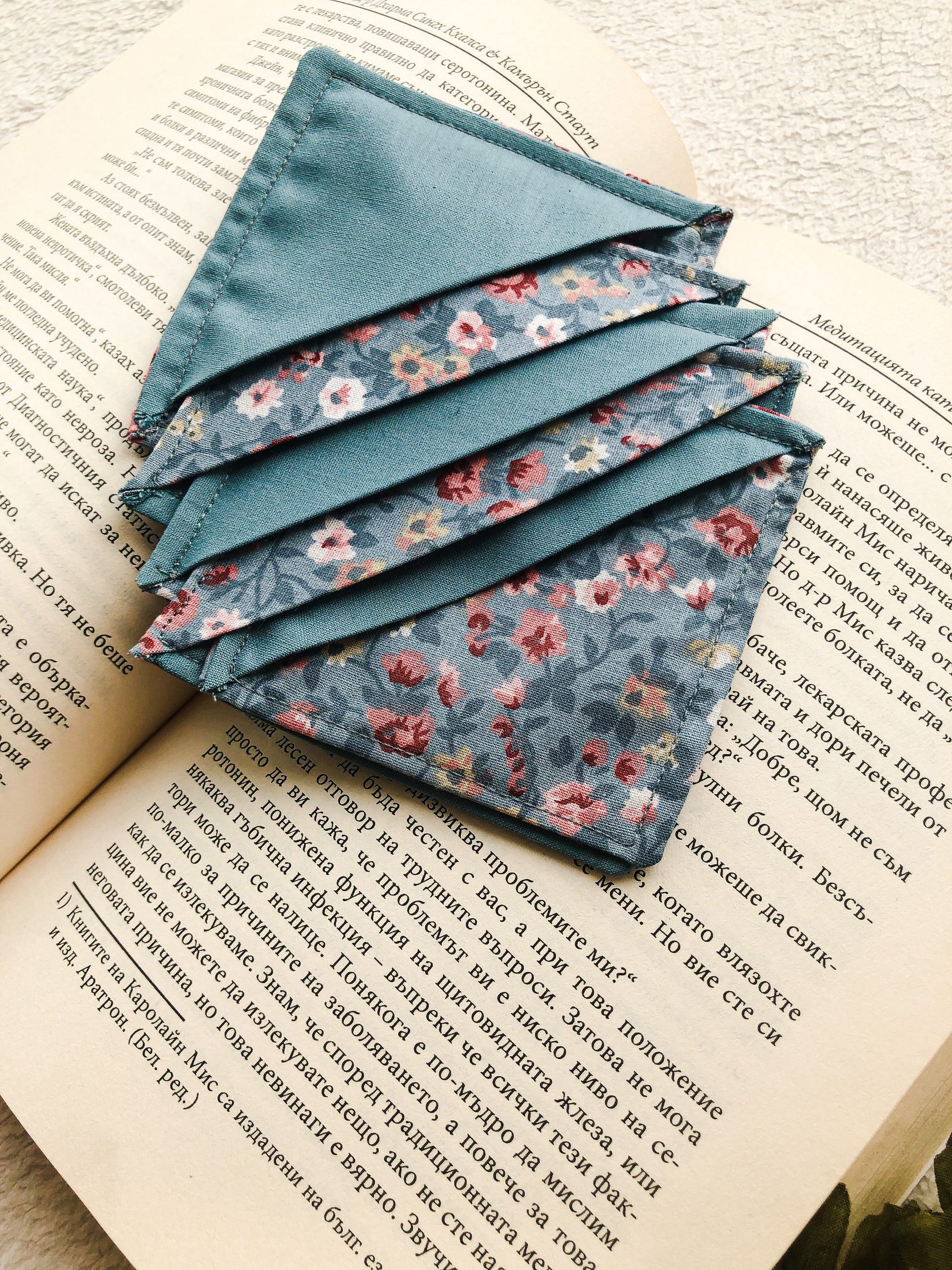 Fabric Floral Corner Bookmark, Side View