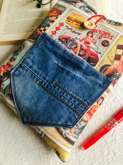 Retro USA Book Pouch, Front Side Close Up