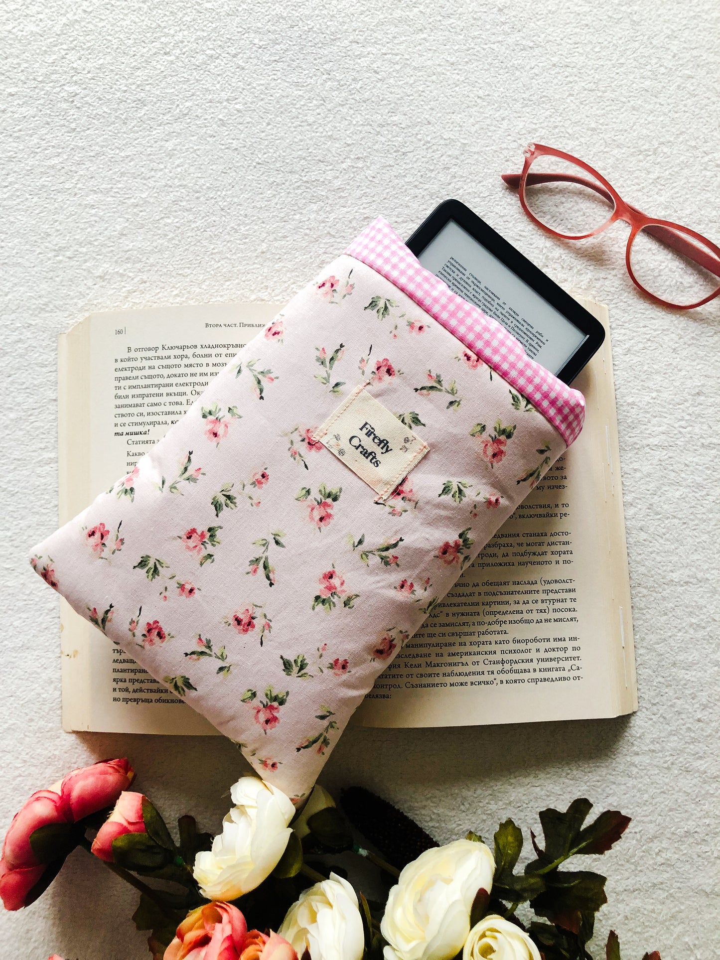 Pink Ditsy Flowers Puff Book Pouch, Front Side Close Up 