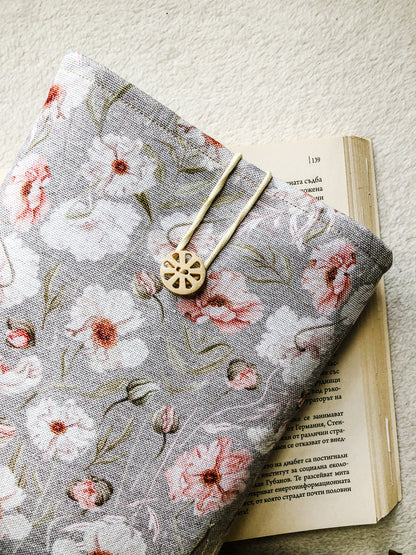 Pinkish Floral Book Pouch, Close Up 