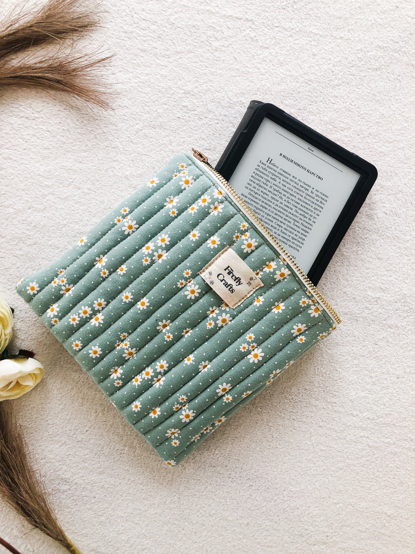 Quilted Turquoise Kindle Scribe Case, Front Side