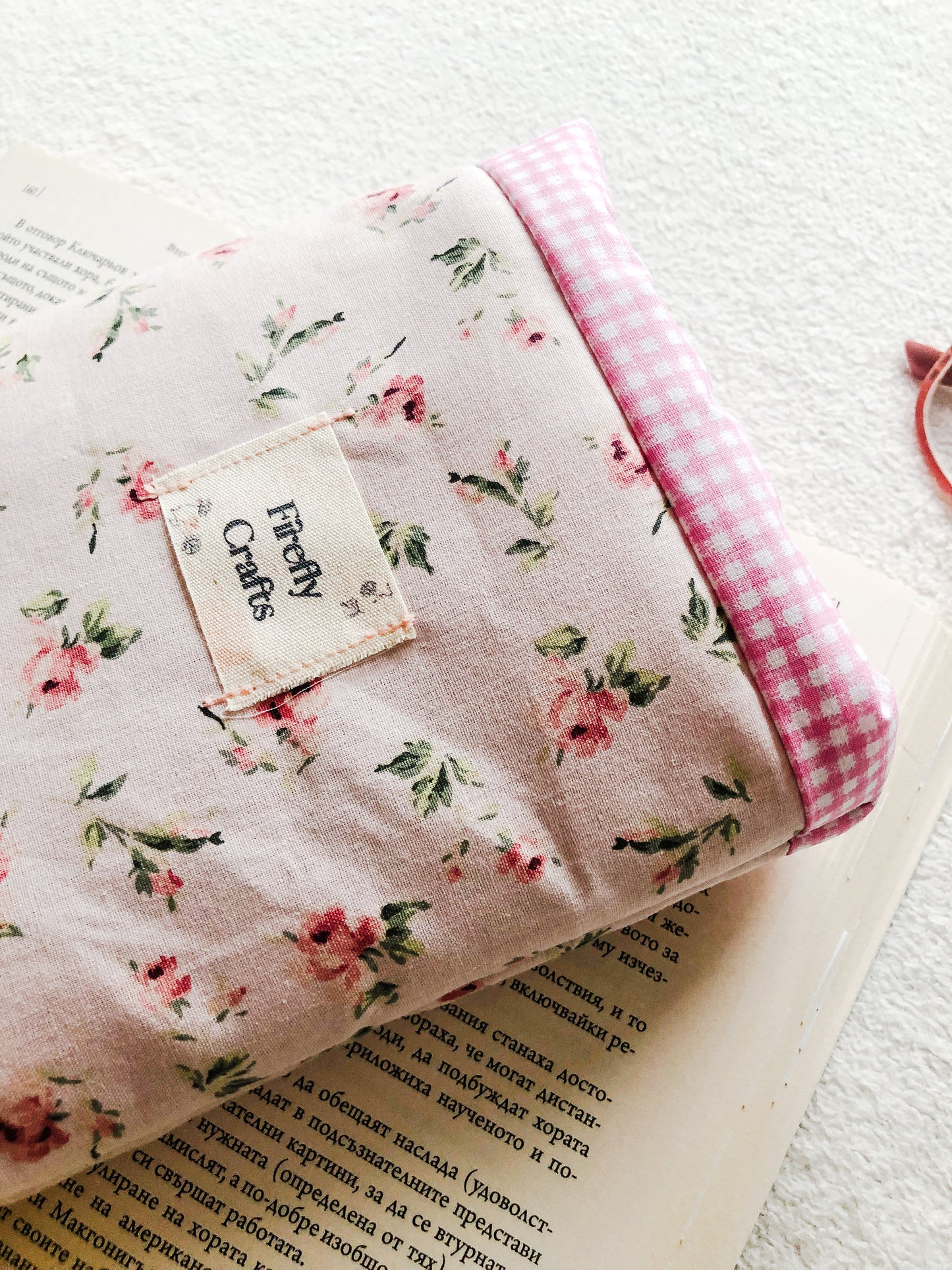 Pink Ditsy Flowers Puff Book Pouch, Close Up