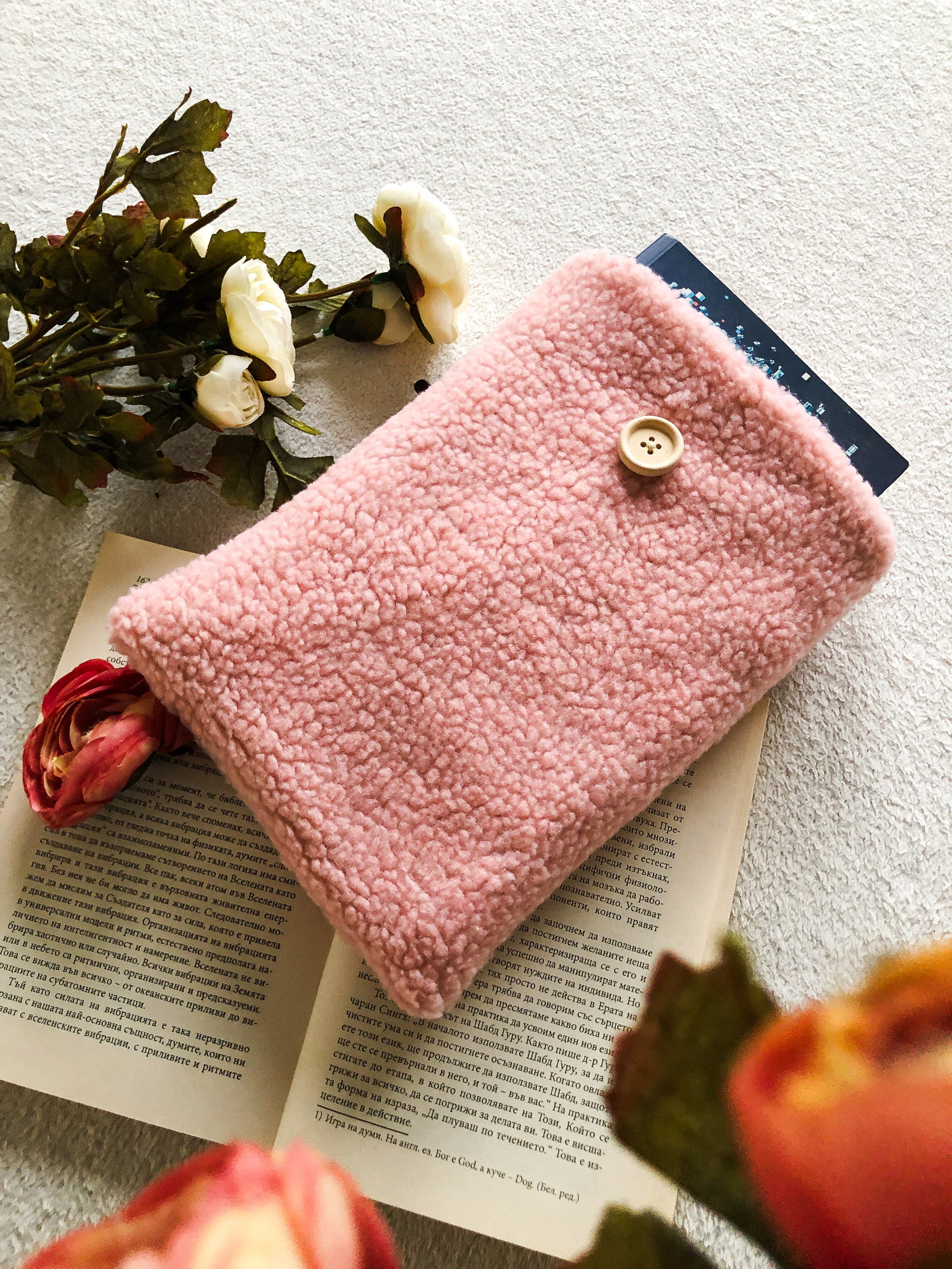 Pinky Book Pouch, Front View from above