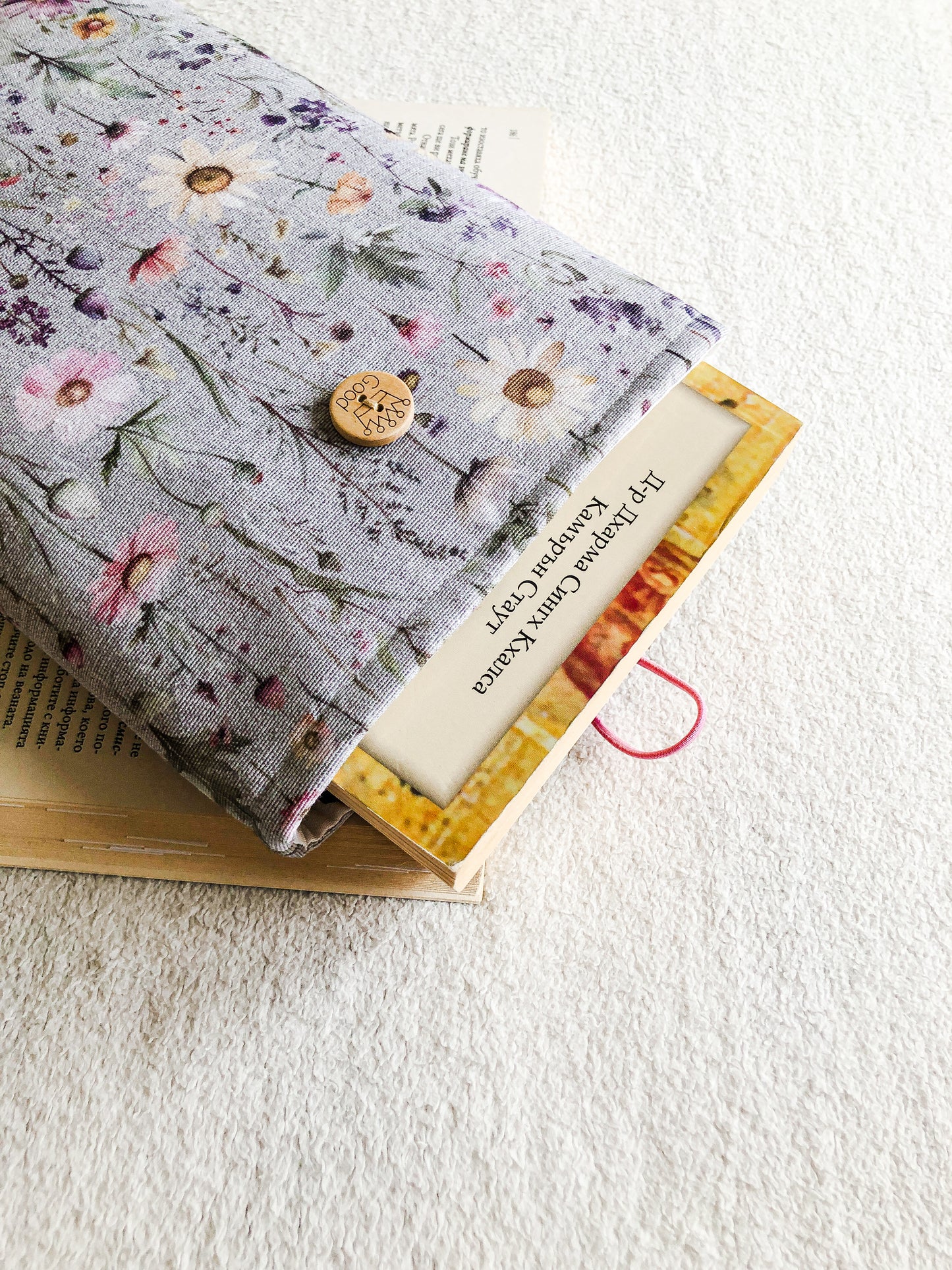 Grey Floral Book Pouch, Detail 