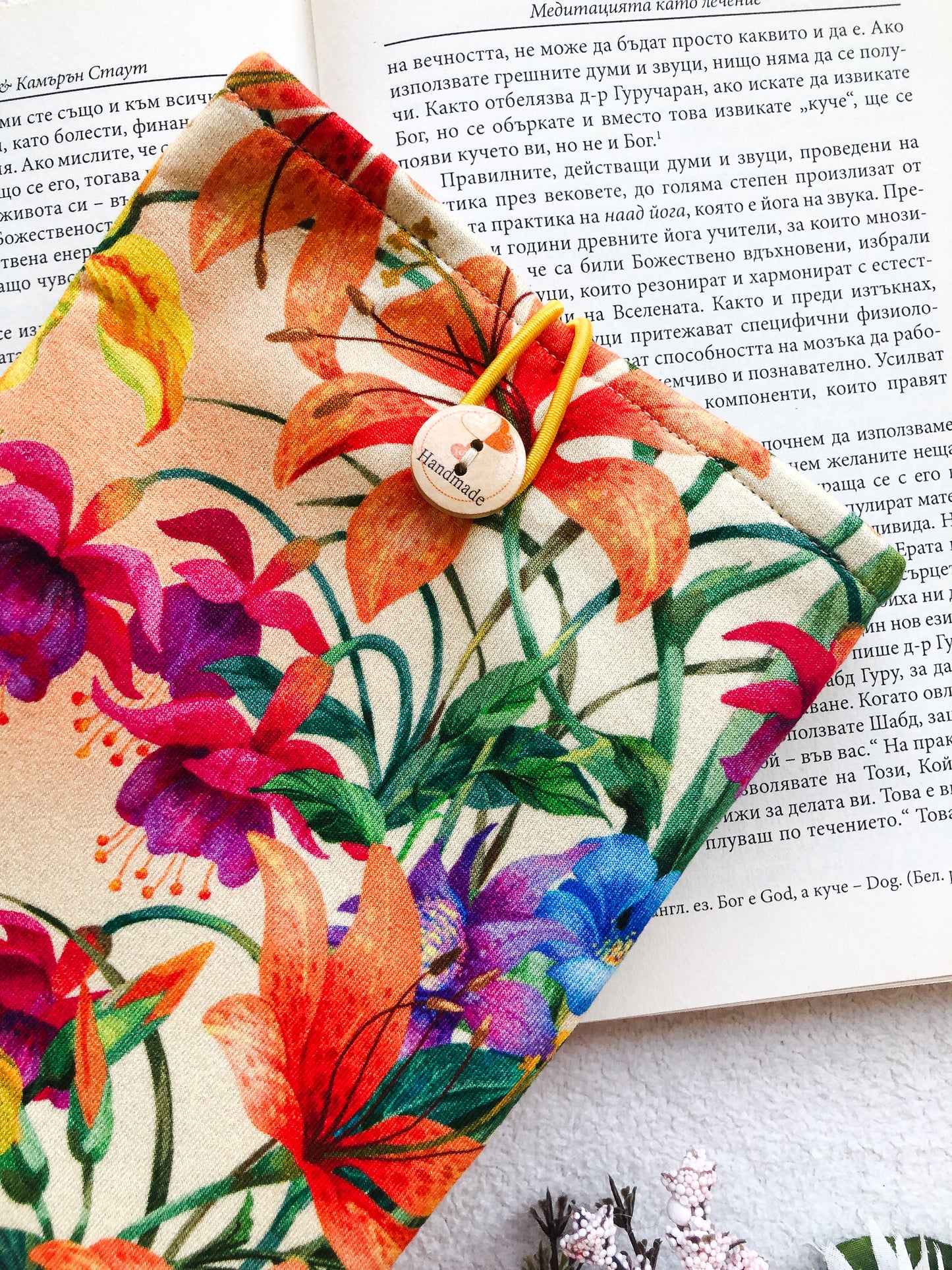 Colorful Kindle Sleeve, Close Up