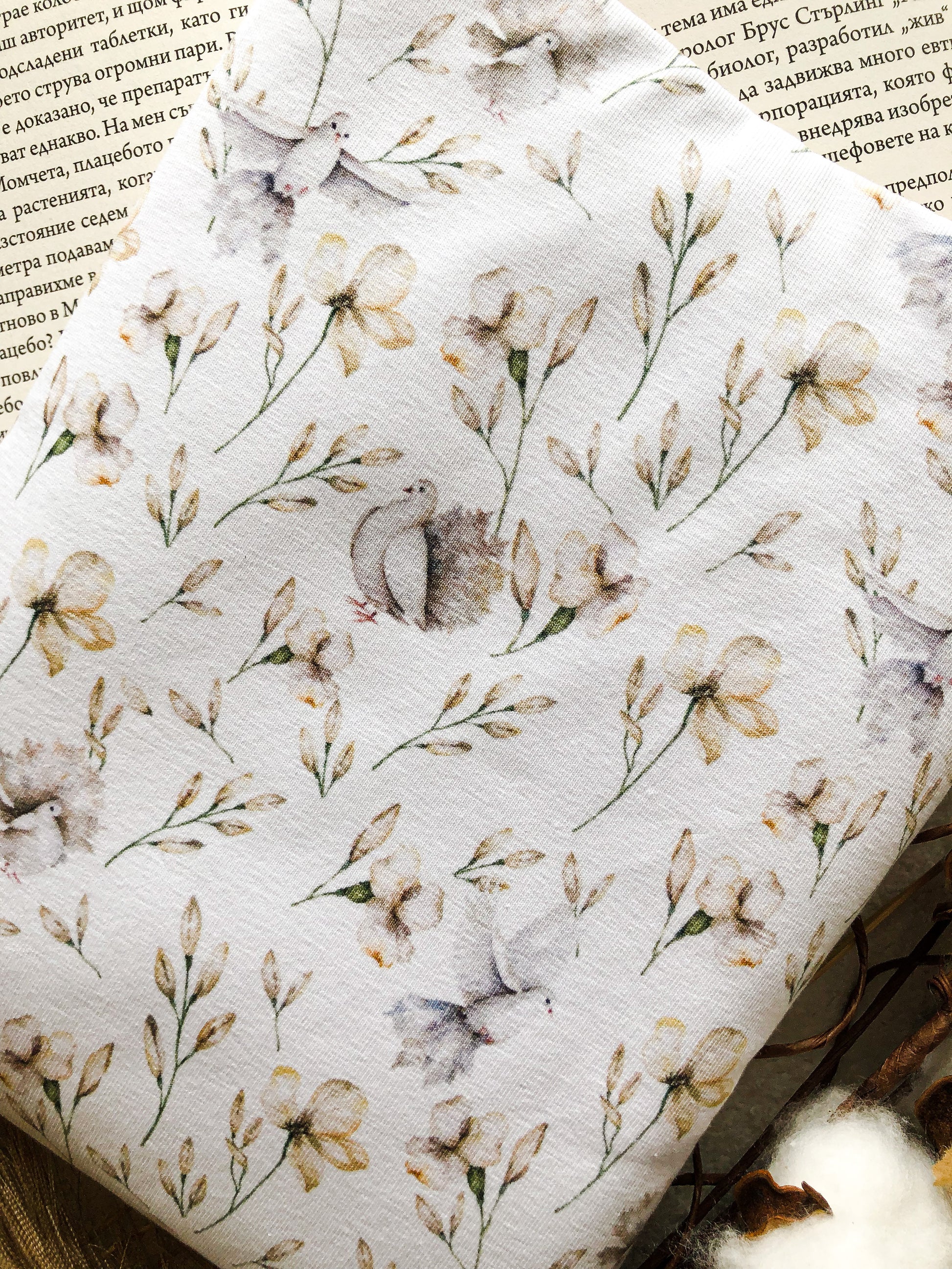 Soft Florals Kindle Sleeve, Detail