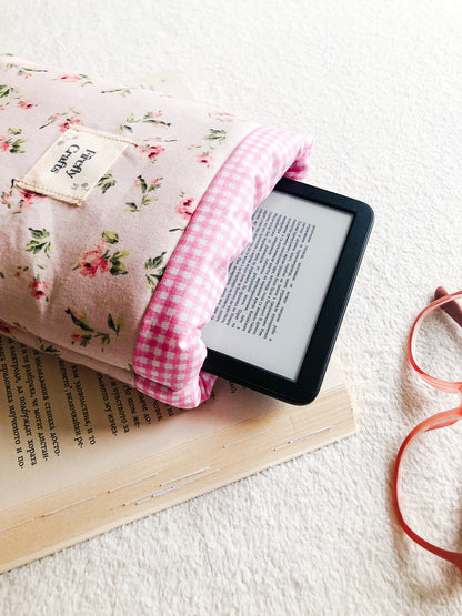 Pink Ditsy Flowers Puff Book Pouch, Side View 