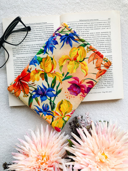 Colorful Kindle Sleeve, Back Side