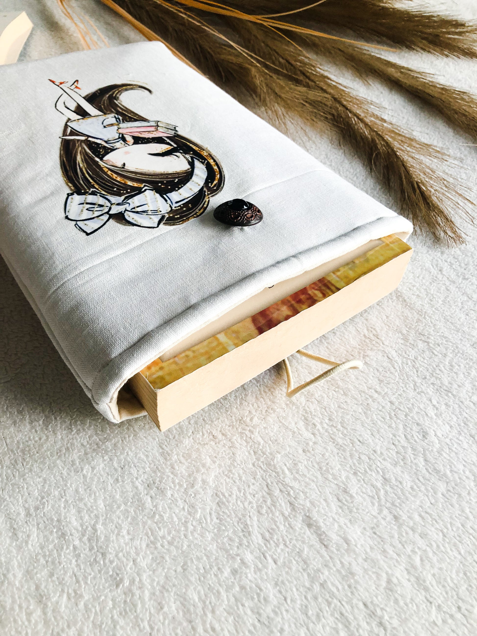 White Linen Book Pouch, Upside Down View