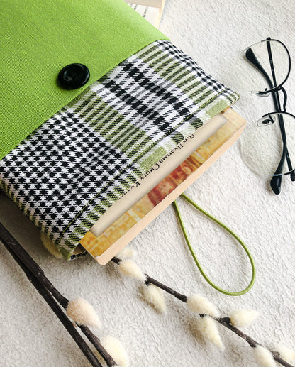 Green Plaid Book Pouch, Upside Down 