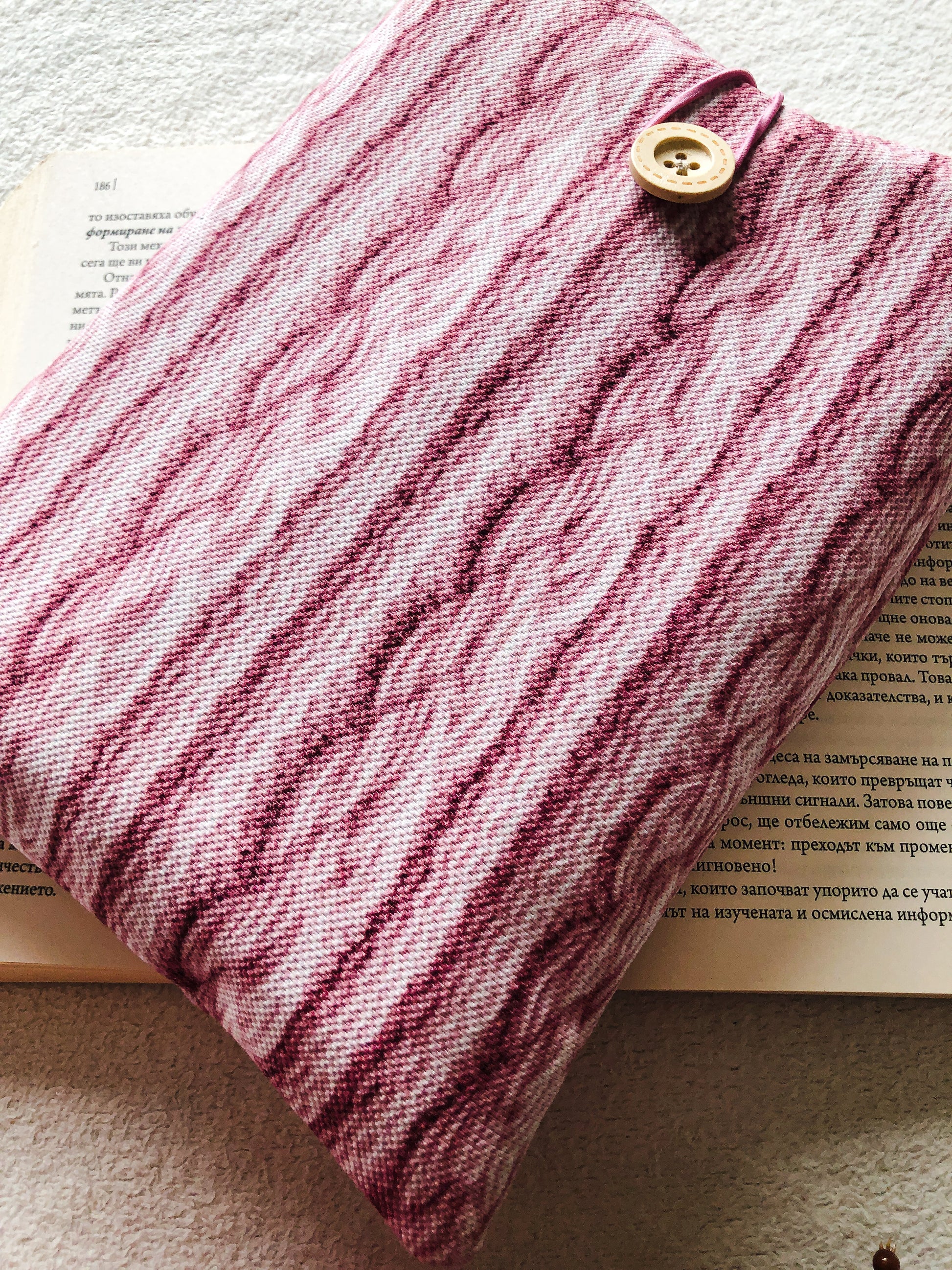 Pink Stripes Book Pouch, Detail