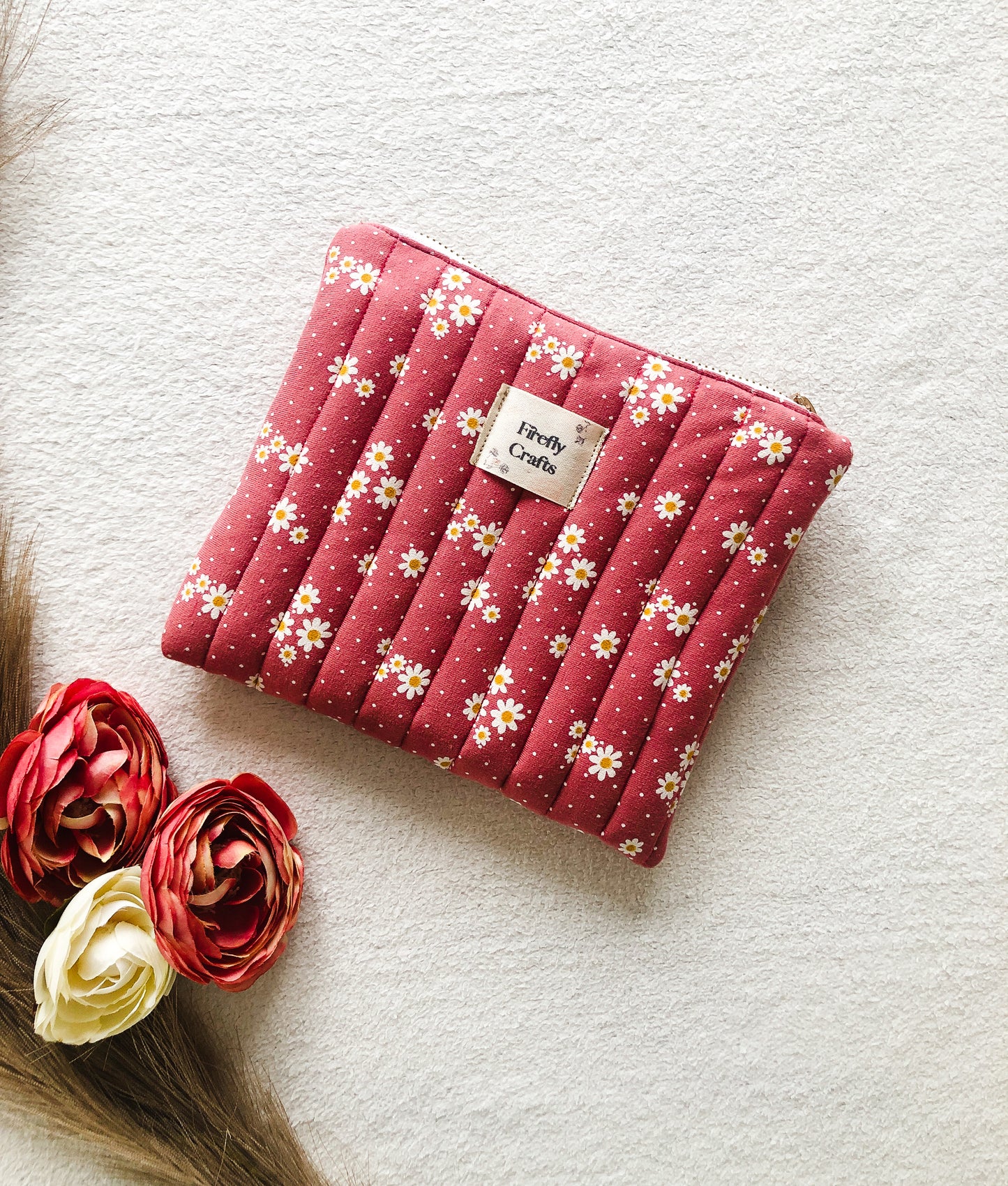 Quilted Floral Kindle Scribe Case, Front Side