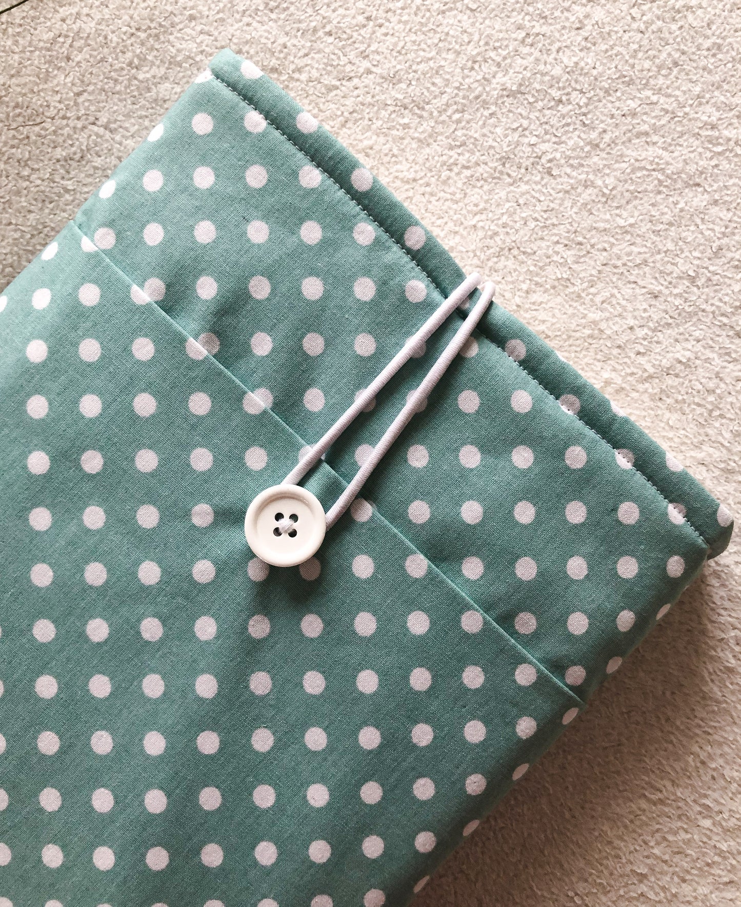 Polka Dots Book Pouch for Book Protection, Detail